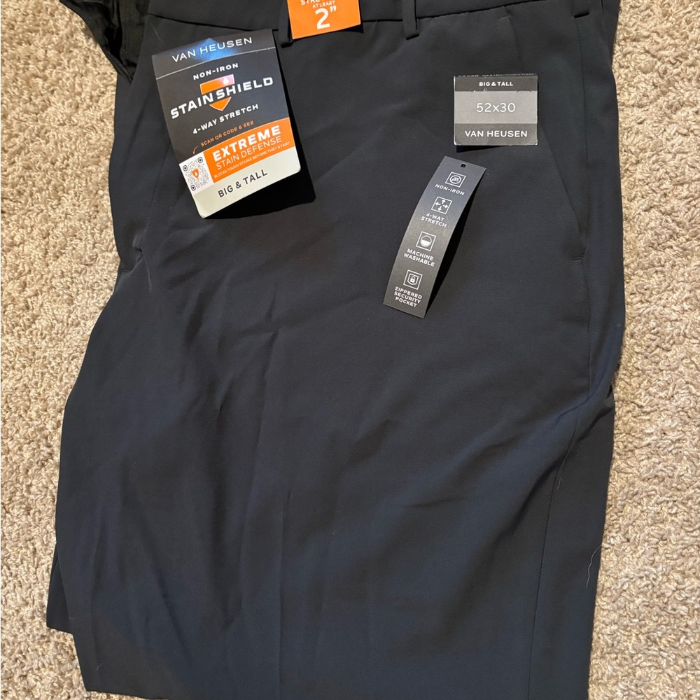 Van Heusen Men's Dress Pants in Black